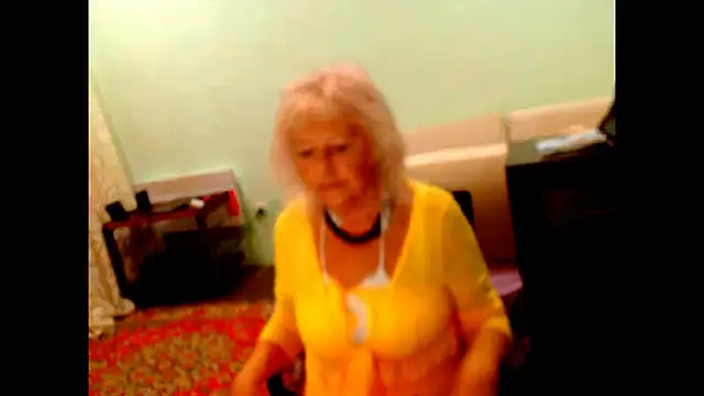 Snapshot of Natali7634 chatting on October 17, 5:10 am Natali7634 online show from October 17, 5:10 am