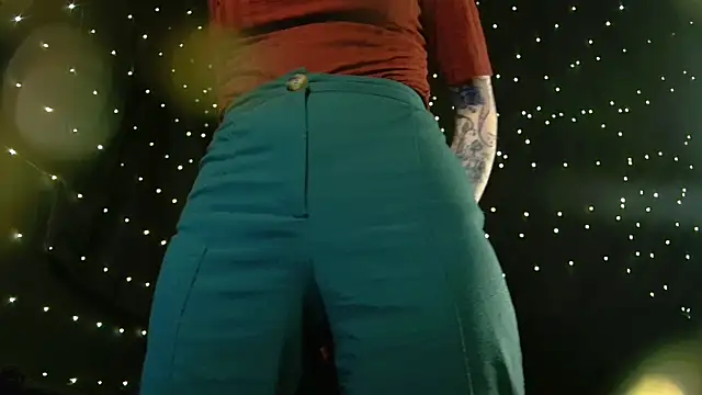 Littlespacemouse online show from December 16, 6:36 pm