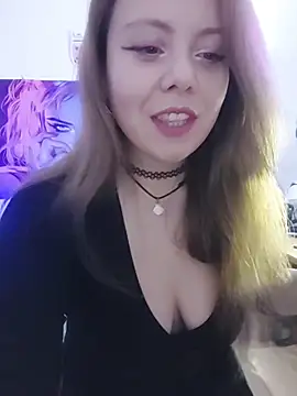 Kimiechanuwu online show from April 24, 6:11 pm