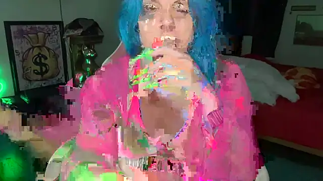 CherryBombBomb online show from February 10, 5:54 am