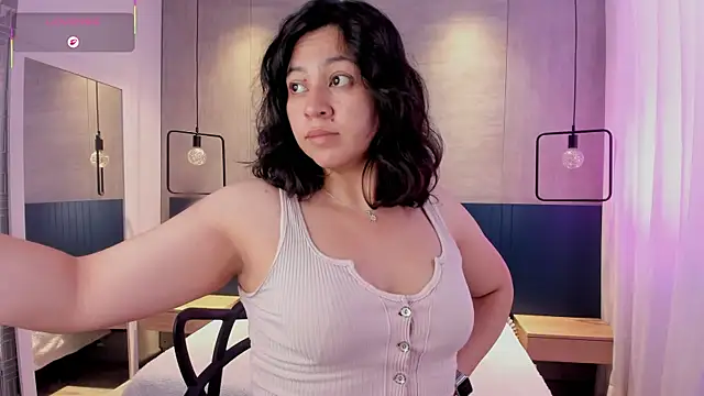 Snapshot of _julietta chatting on September 23, 12:47 pm julietta online show from September 23, 12:47 pm