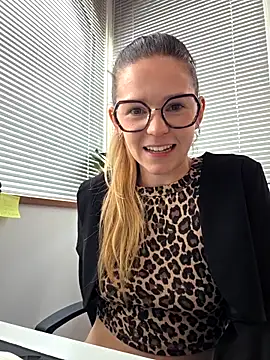 lucie mehott online show from February 27, 1:44 pm