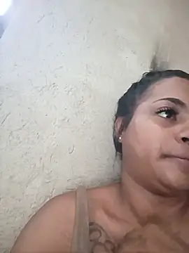 Giselabrunette25 online show from May 18, 3:29 pm