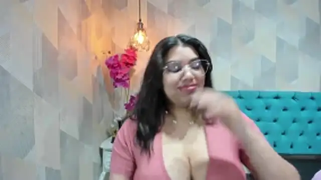 LindaBreeS online show from March 15, 3:47 pm