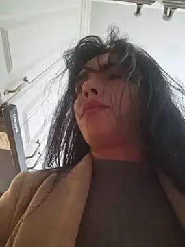 JolieLizz online show from November 4, 12:21 pm