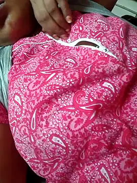 sexychutxxx7 online show from June 13, 1:36 am
