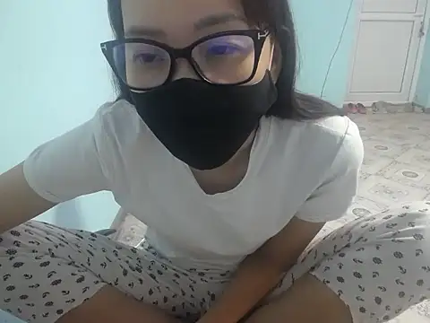 elllaaxx online show from July 12, 3:40 am