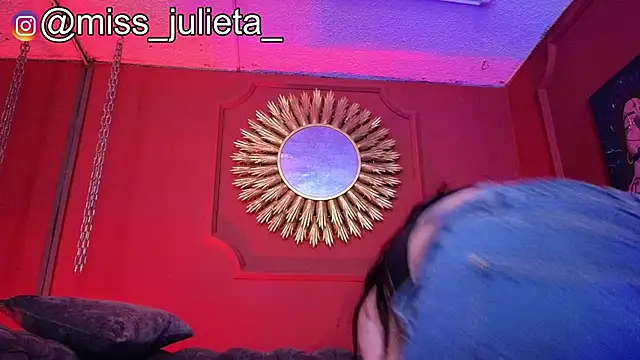 Julieta Russell online show from July 1, 11:53 am