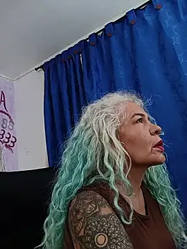freyadevil333 online show from July 19, 10:06 am