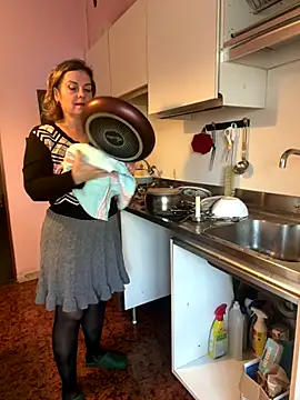 Sunbelxx online show from November 5, 9:25 am