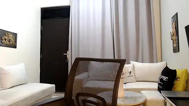 Horny princes online show from December 18, 5:07 pm