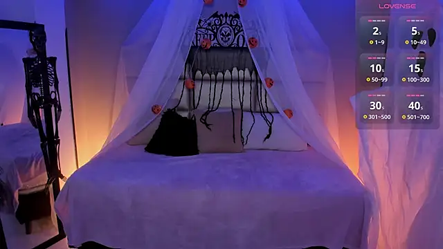 kristen kassi online show from October 16, 10:01 pm