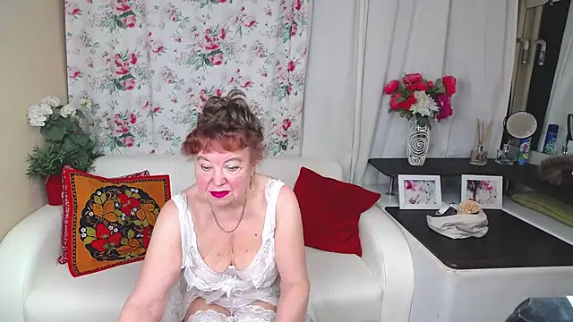 YourHotGranny online show from March 3, 12:55 pm