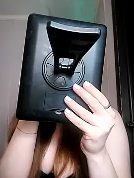 Verka199 online show from November 28, 8:45 pm