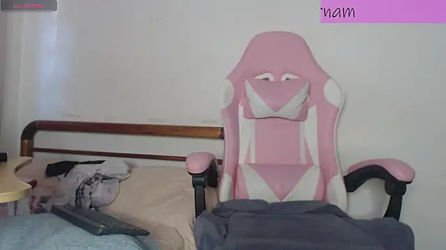 Snapshot of nicolle_paradise_ chatting on October 13, 9:28 pm nicolle paradise online show from October 13, 9:28 pm