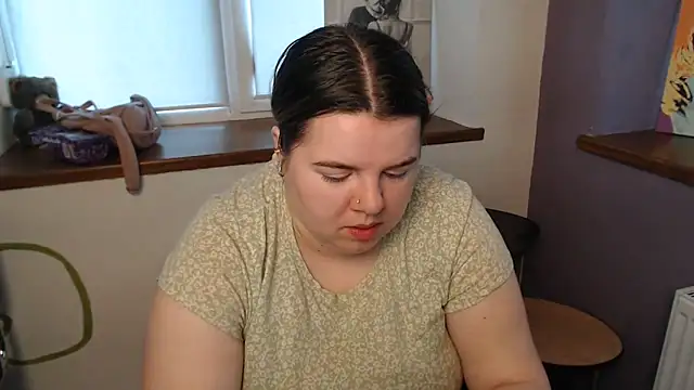 so shy online show from June 12, 7:27 am