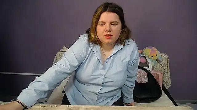 so shy online show from May 4, 7:12 am