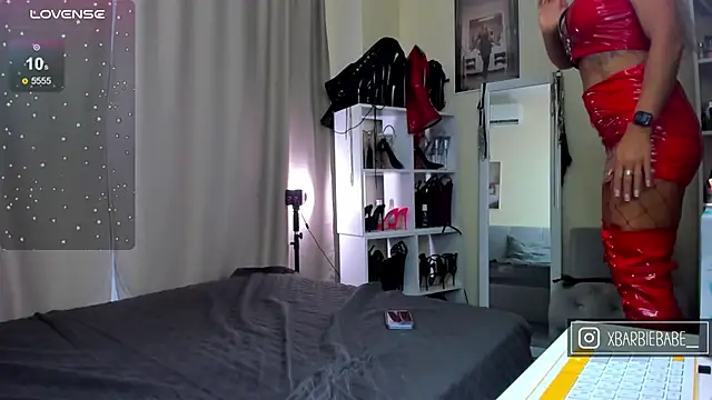 XBarbieBabeX online show from October 24, 4:52 am