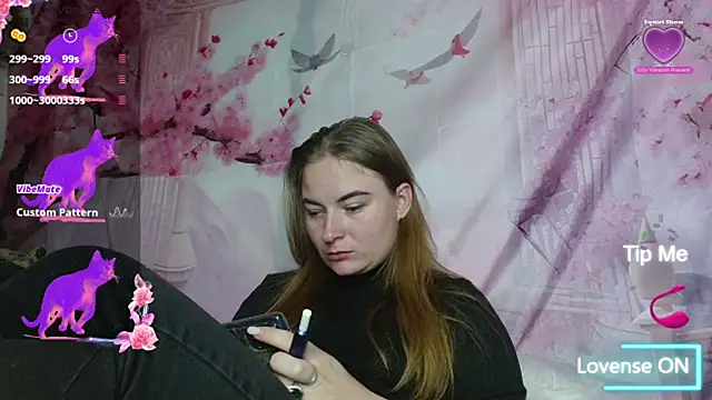 Snapshot of ElenaMaeer chatting on October 8, 1:04 pm ElenaMaeer online show from October 8, 1:04 pm