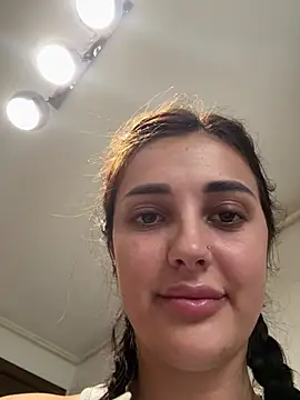 SophiaVilner online show from July 21, 3:35 pm