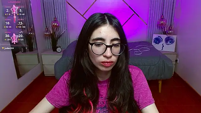 LenaRoses online show from May 15, 8:11 pm