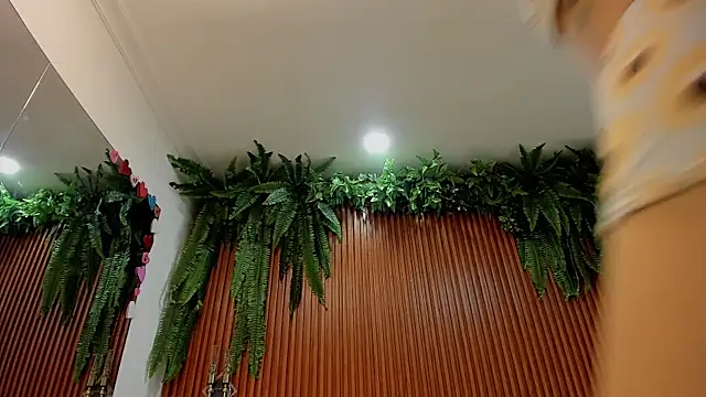 alice greco online show from March 10, 1:09 am