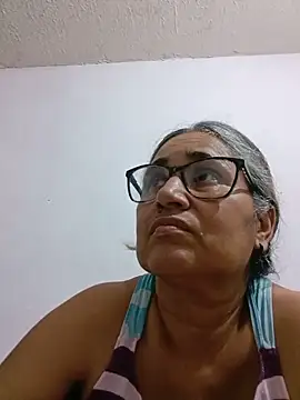  candi online show from June 11, 12:54 am
