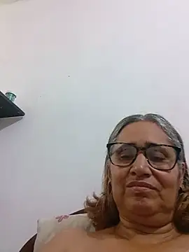  candi online show from June 3, 3:39 pm