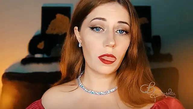 MissBeverlyMills online show from September 30, 10:47 pm