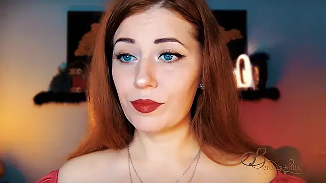 MissBeverlyMills online show from November 20, 4:02 am