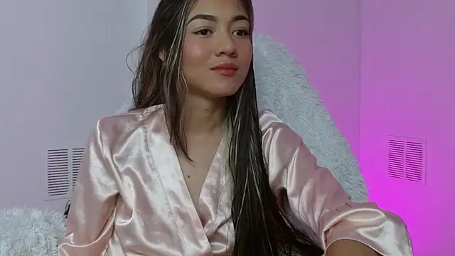 hantonella  online show from December 3, 4:42 pm