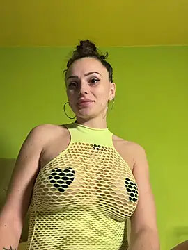 dolcevita002 online show from March 19, 7:13 am