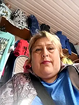 Snapshot of NataliP chatting on September 11, 8:25 am NataliP online show from September 11, 8:25 am