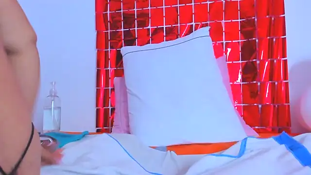 Snapshot of Elianissquirt chatting on September 25, 1:54 pm Elianissquirt online show from September 25, 1:54 pm