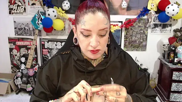 Rollyderolandia666 online show from July 14, 8:13 pm