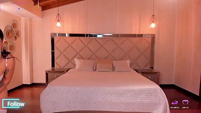 AlyssaDean online show from October 21, 1:04 pm