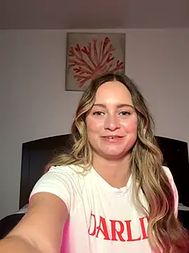 Sophie Raegan online show from December 2, 2:19 pm