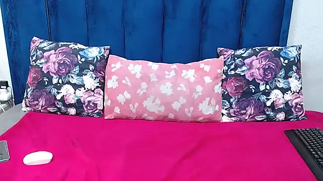 HotSmallTits online show from July 9, 7:16 pm
