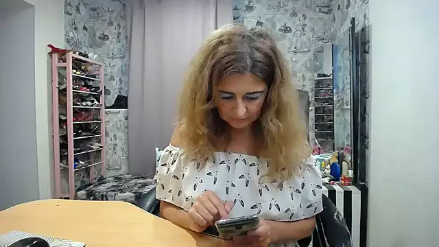 Helen1974 online show from June 22, 2:25 pm