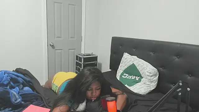 demi xoxo online show from February 3, 1:16 am