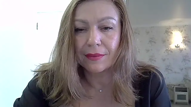 Alexandra-Rosee online show from November 25, 6:26 am