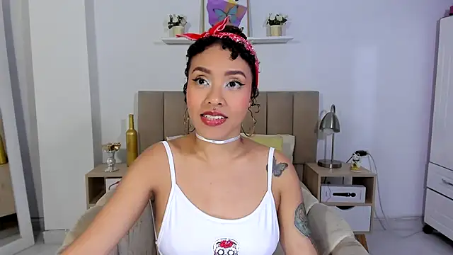 Zoe Gruber online show from July 20, 12:35 am