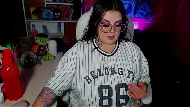 Snapshot of juliette_rd chatting on September 24, 3:27 am juliette rd online show from September 24, 3:27 am