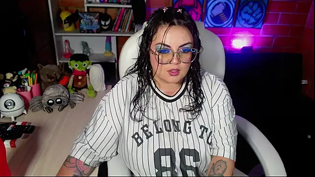 Snapshot of juliette_rd chatting on October 2, 3:11 am juliette rd online show from October 2, 3:11 am