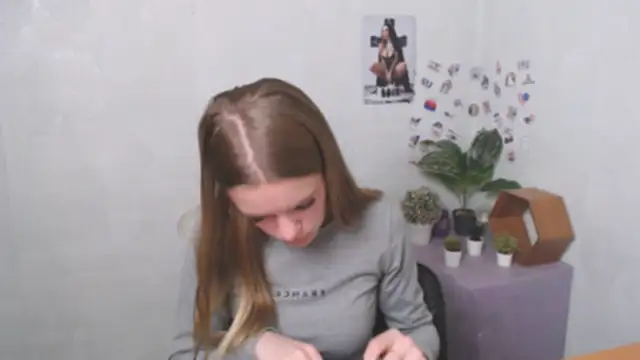 AliceFlirtt  online show from December 2, 12:07 pm