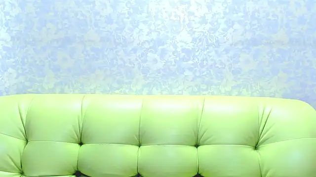 Vanessa Florence online show from June 28, 1:23 am