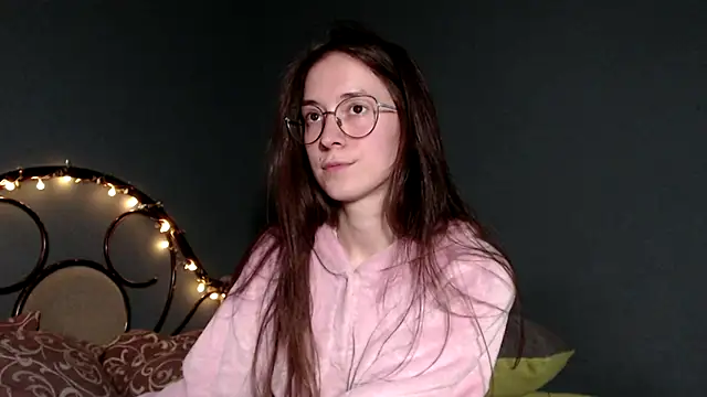 Snapshot of wow__kelly chatting on September 29, 2:33 pm wow kelly online show from September 29, 2:33 pm