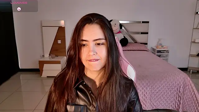 Snapshot of AllisonPalmer chatting on September 13, 1:19 pm AllisonPalmer online show from September 13, 1:19 pm