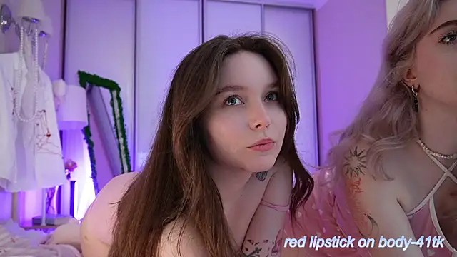 your favoritegirls online show from May 12, 6:47 pm