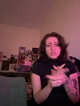 Dooubletroublee online show from May 26, 3:28 am